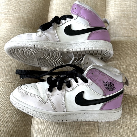 Jordan Other - Jordan 1 Kids  13C Liliac Purple black swoosh NIKE